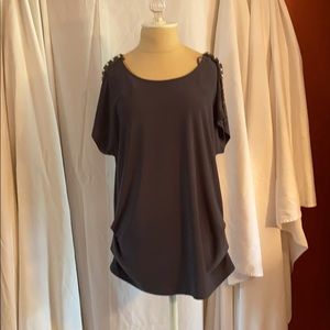 Luxology gray top